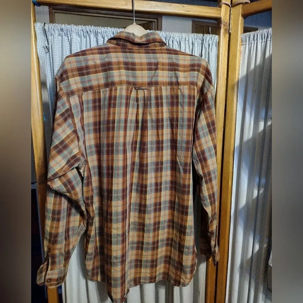 Woolrich plaid button